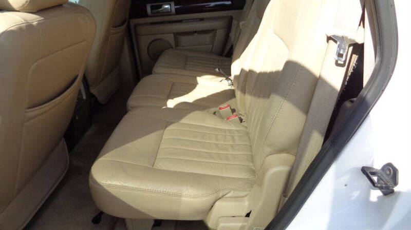 2005 Lincoln Navigator Luxury