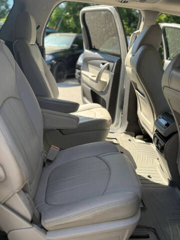 2011 GMC Acadia Denali