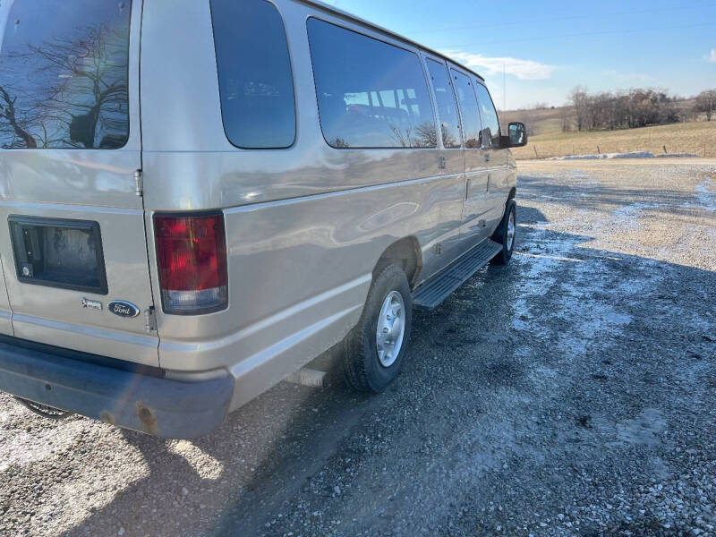 2011 Ford E-Series E-350 SD XL