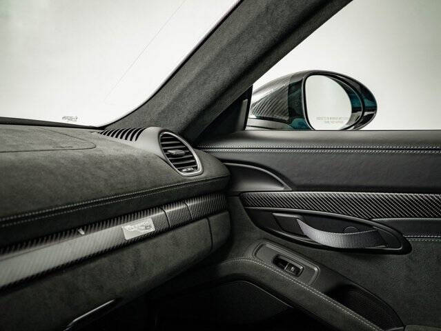 2024 Porsche 718 Cayman GT4 RS