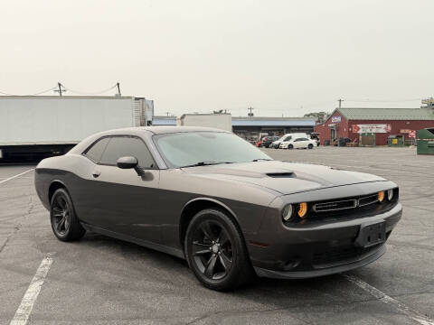 2016 Dodge Challenger SXT