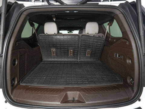 2022 GMC Yukon XL SLT