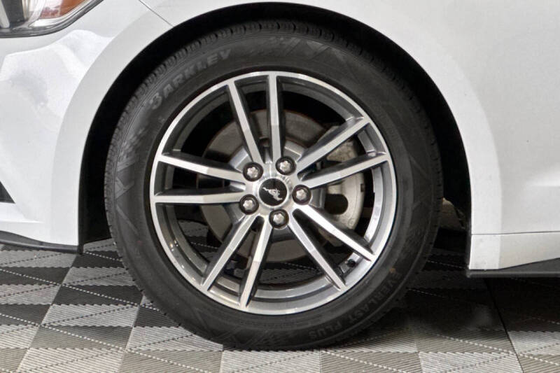 2015 Ford Mustang EcoBoost Premium