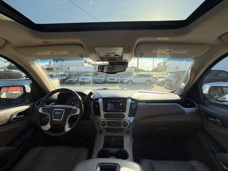 2016 GMC Yukon XL SLT