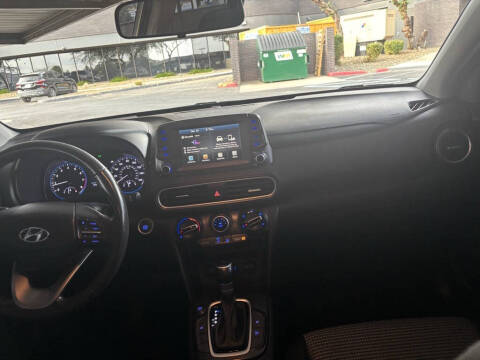 2021 Hyundai Kona SEL