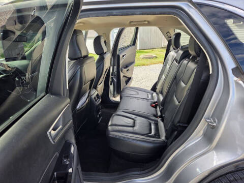 2020 Ford Edge Titanium