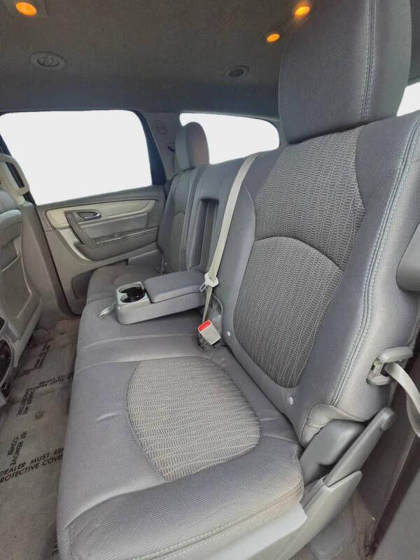 2015 Chevrolet Traverse LS