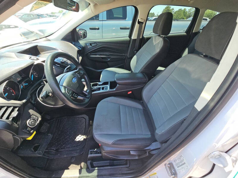2017 Ford Escape S