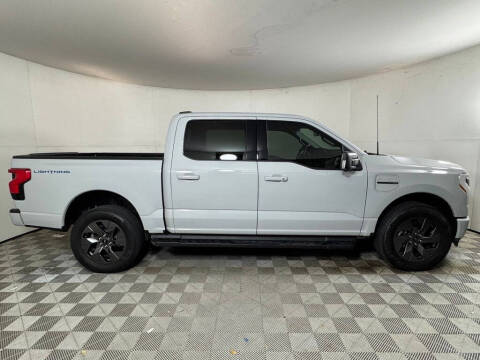 2023 Ford F-150 Lightning XLT