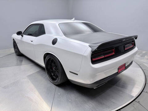 2016 Dodge Challenger SRT 392