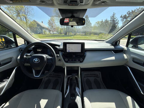 2023 Toyota Corolla Cross LE