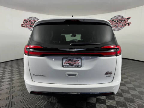 2024 Chrysler Pacifica Touring L