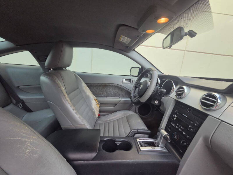 2006 Ford Mustang GT Deluxe
