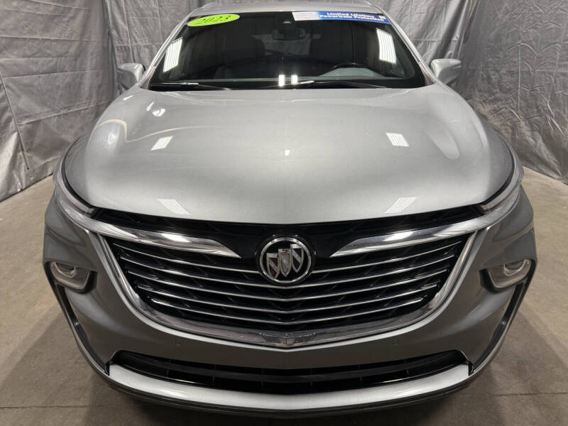 2023 Buick Enclave Essence