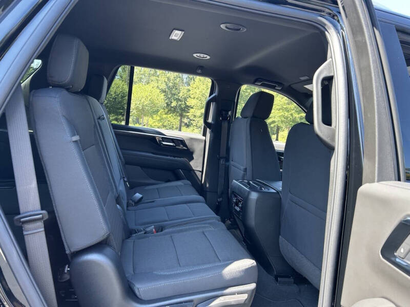 2025 Chevrolet Tahoe LS