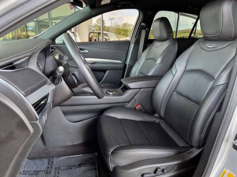2021 Cadillac XT4 Premium Luxury
