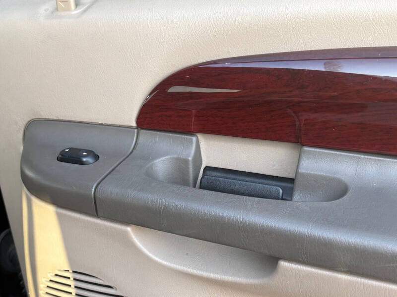 2003 Ford Excursion Limited