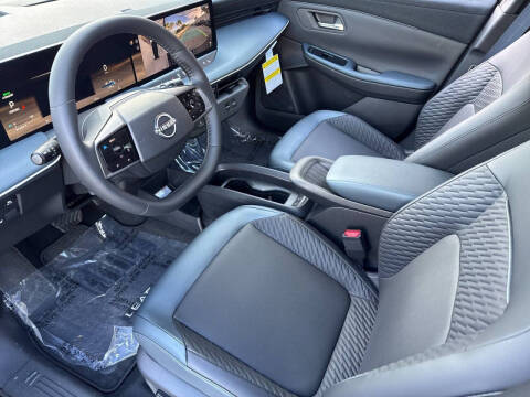 2026 Nissan LEAF Platinum+