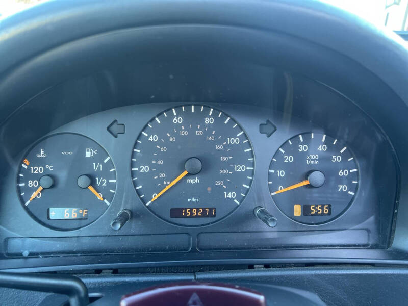 2001 Mercedes-Benz M-Class ML 320
