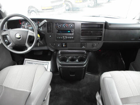 2017 Chevrolet Express LT 3500