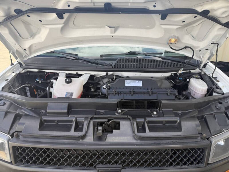 2022 Chevrolet Express 2500