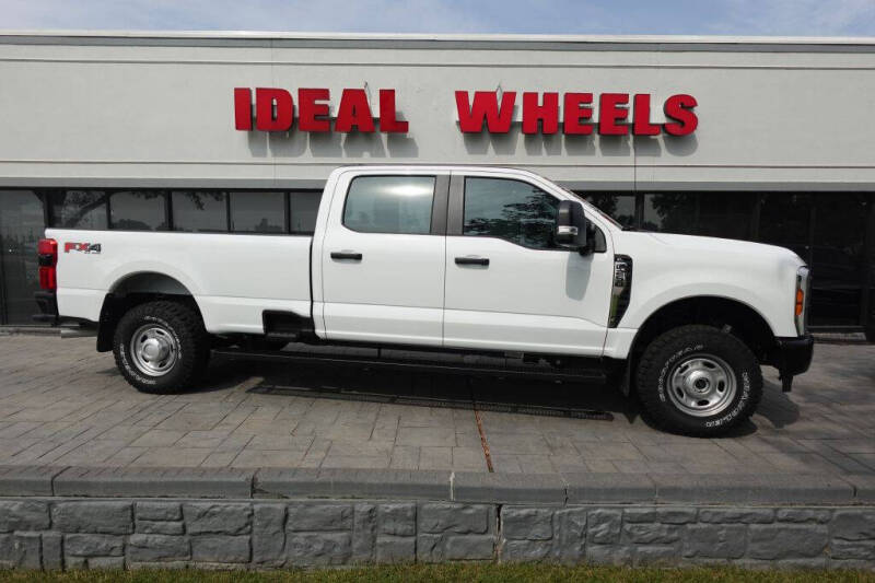 2024 Ford F-250 Super Duty XL's photo