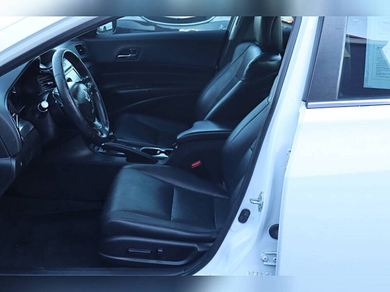 2016 Acura ILX w/Tech