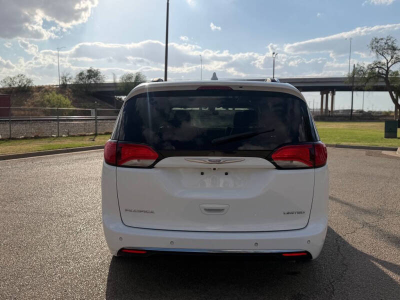 2018 Chrysler Pacifica Limited