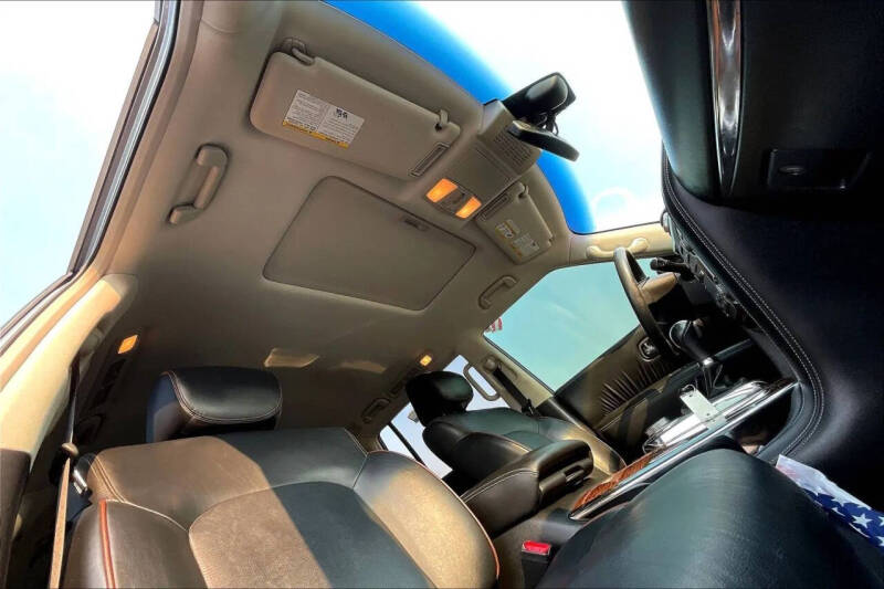 2017 Nissan Armada Platinum