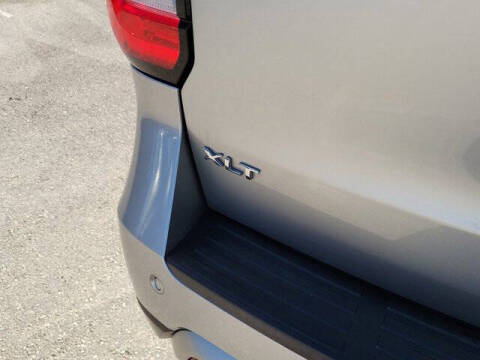 2023 Ford Expedition MAX XLT