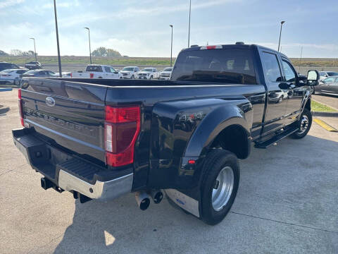 2022 Ford F-350 Super Duty XLT