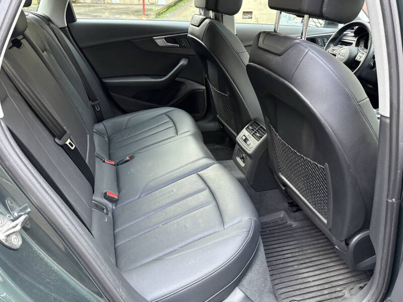 2017 Audi A4 2.0T quattro Premium Plus