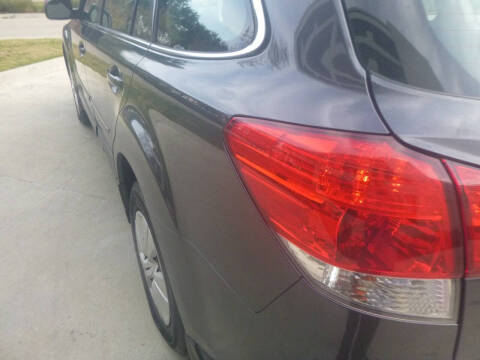 2013 Subaru Outback 2.5i