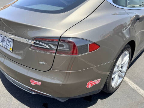 2014 Tesla Model S 85