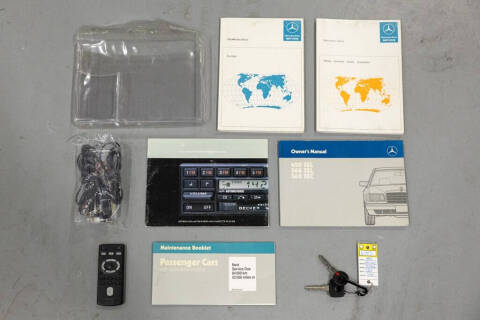 1988 Mercedes-Benz 560-Class 560 SEL