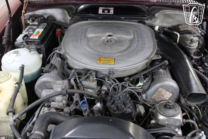 1985 Mercedes-Benz 500-Class