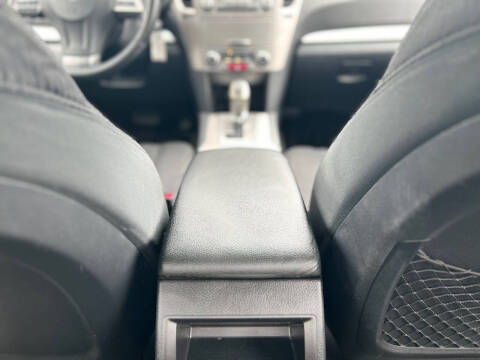2012 Subaru Legacy 2.5i Premium