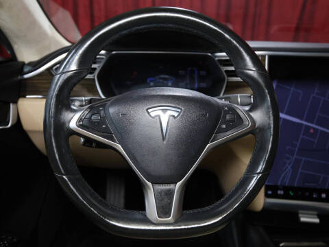 2015 Tesla Model S