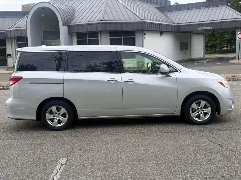 2012 Nissan Quest