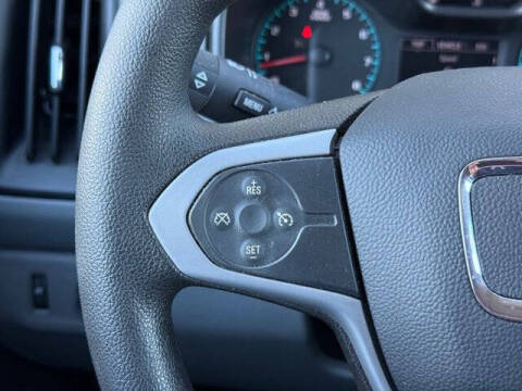 2022 GMC Canyon Elevation Standard