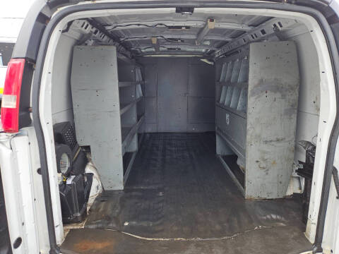 2016 GMC Savana 3500