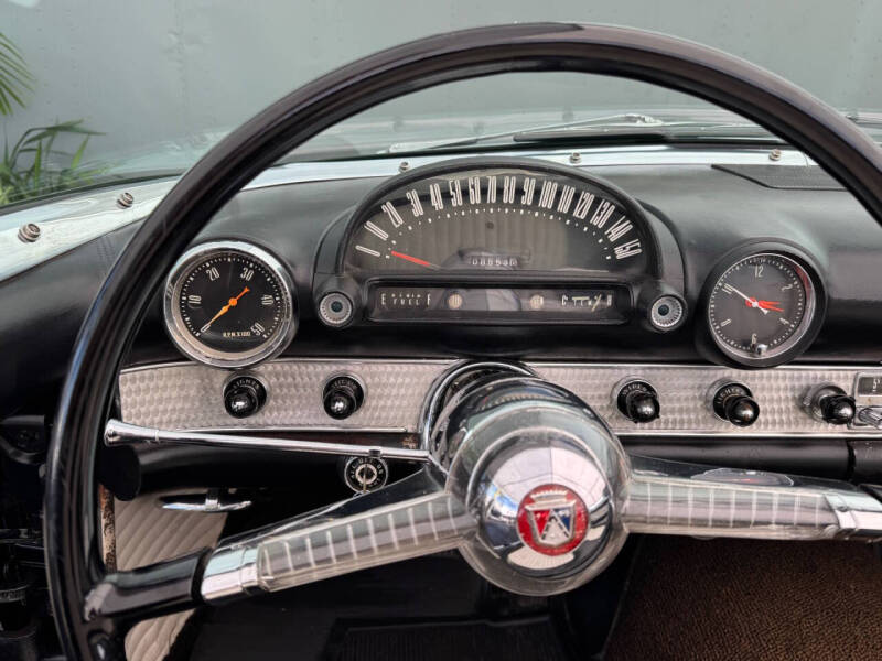 1955 Ford Thunderbird