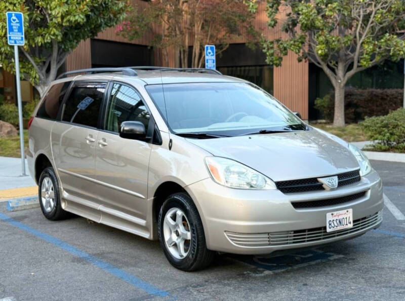 2005 Toyota Sienna CE 7 Passenger