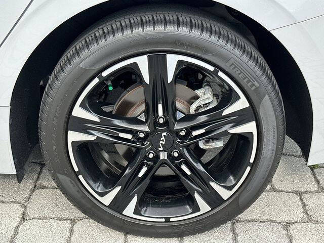 2023 Kia K5