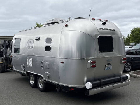 2017 Airstream Flying Cloud