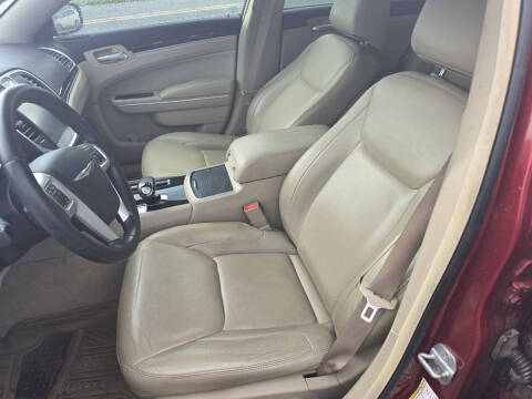 2013 Chrysler 300