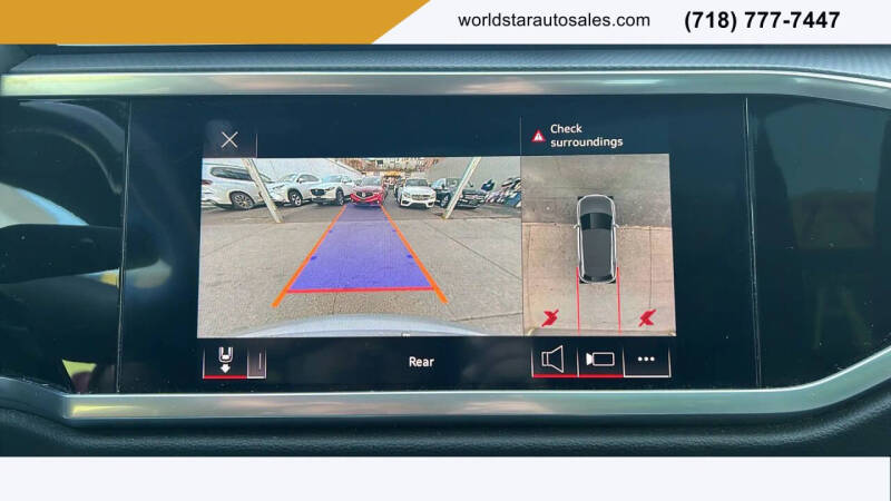 2022 Audi Q3 quattro Premium Plus 40 TFSI