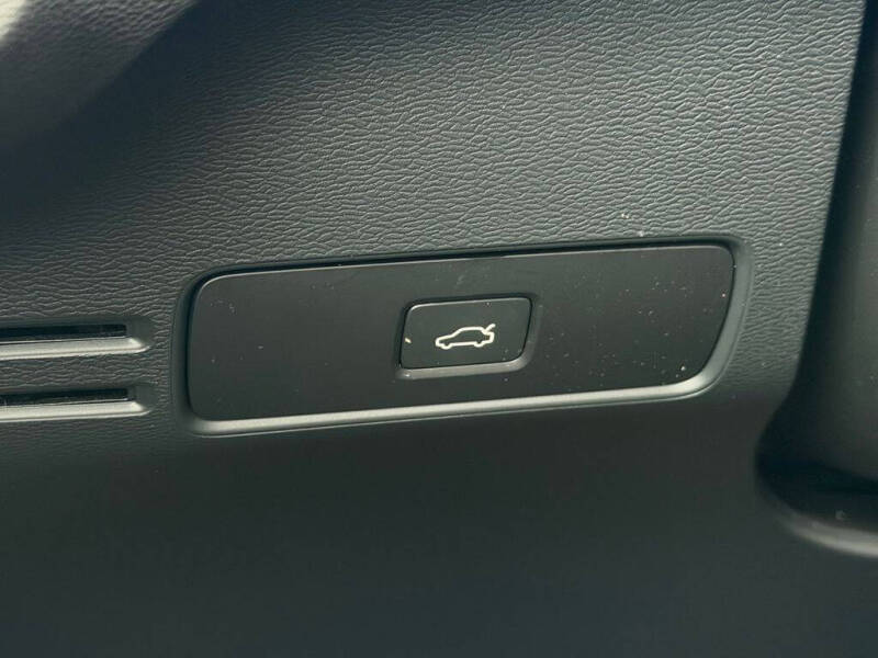 2023 Volvo C40 Recharge Twin Plus