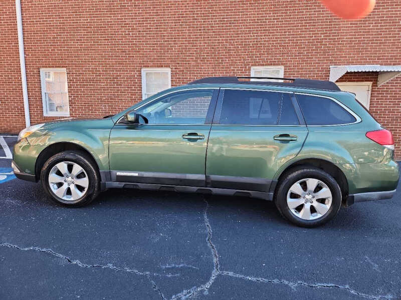 2010 Subaru Outback 2.5i Premium