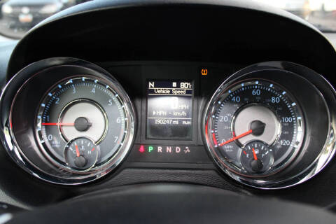 2012 Chrysler Town and Country Touring